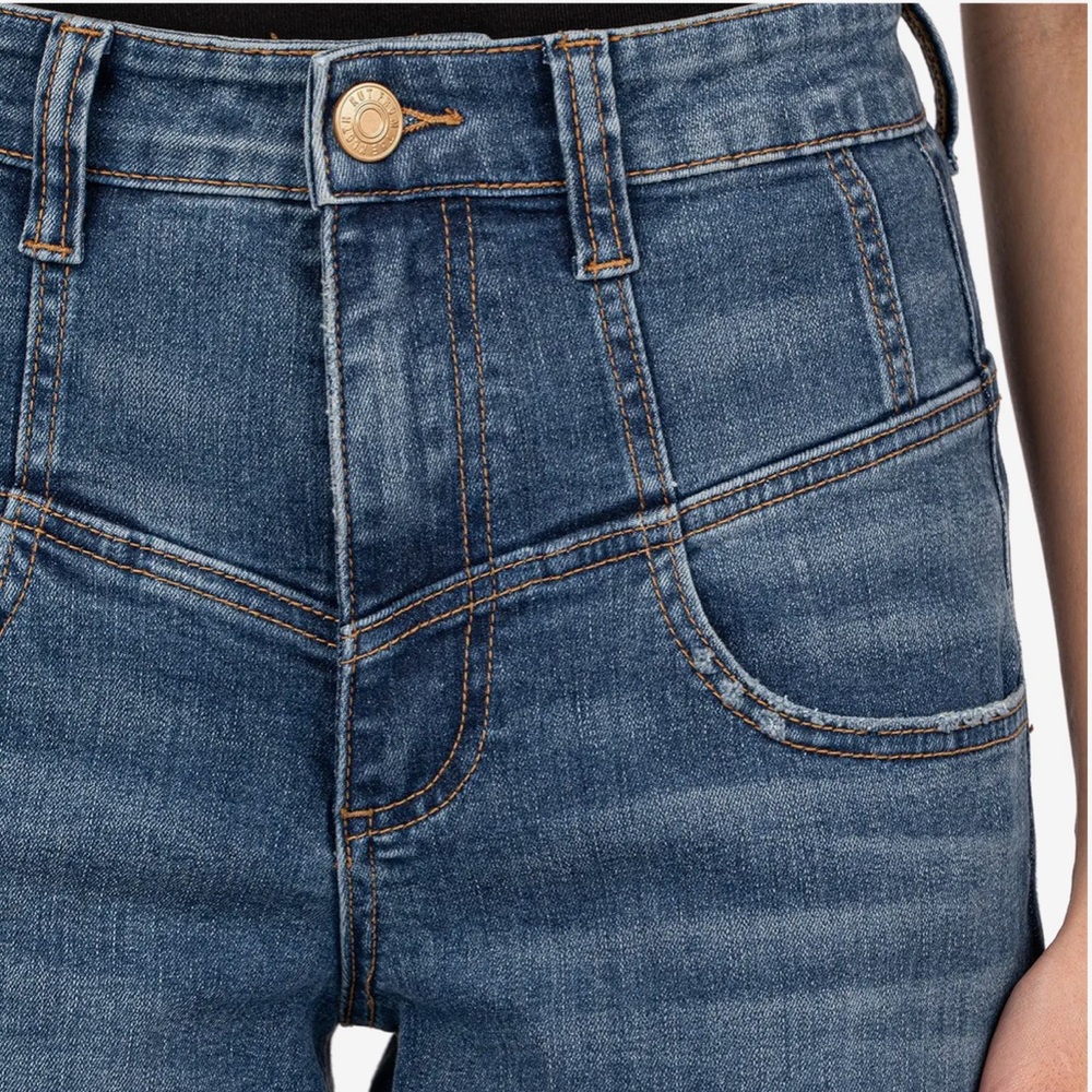 NWT Tall girls dream! Kut from the Kloth Indigo Wide Leg Jeans 33” inseam